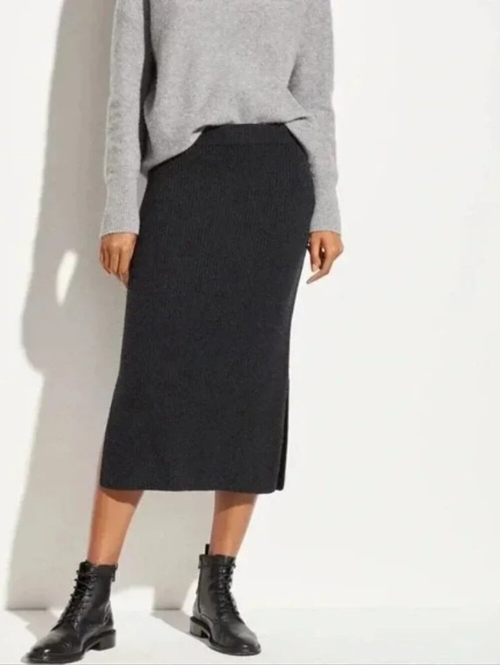 Vince Wool/Cashmere Ribbed Knit Midi Skirt in Charcoal Grey Size Small